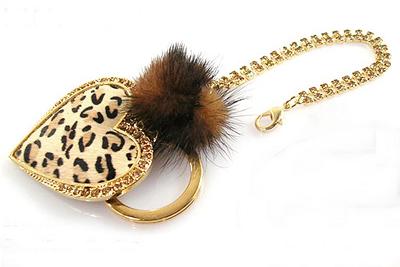 Manufacturers Exporters and Wholesale Suppliers of Leopard Heart Mink Key Chain Kanpur Uttar Pradesh